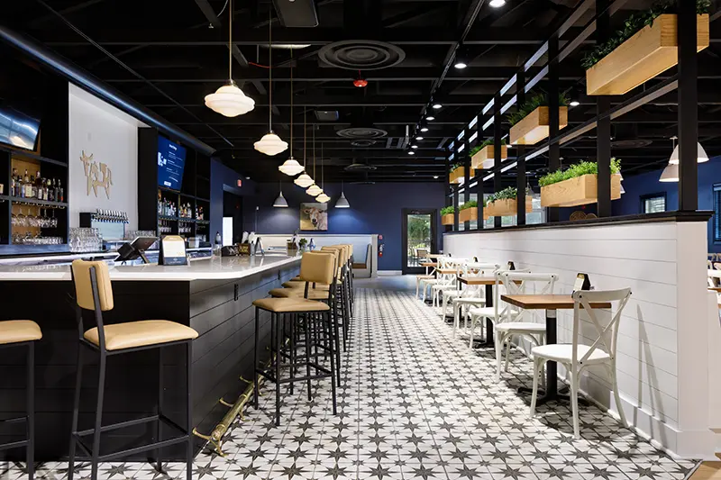 Bounty Farmhouse Kitchen & Tap bar dining